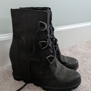 Sorel Black Lace Up Women's Boots